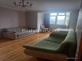 Satılır 2 otaqlı köhnə tikili 44 m², İnşaatçılar m.