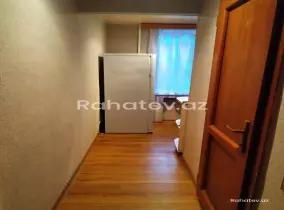 Satılır 2 otaqlı köhnə tikili 44 m², Yasamal q.