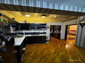 Satılır 2 otaqlı yeni tikili 70 m², İnşaatçılar m.