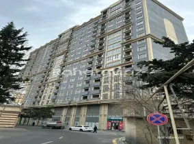 Satılır 2 otaqlı yeni tikili 71.5 m², 8-ci mikrorayon q.