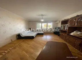 Satılır 3 otaqlı köhnə tikili 85 m², Badamdar q.