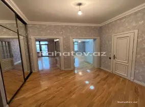 Satılır 2 otaqlı yeni tikili 71 m², 8-ci mikrorayon q.