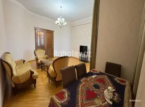 İcarəyə verilir 3 otaqlı yeni tikili 118 m², İnşaatçılar m.