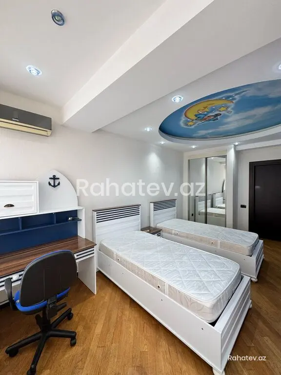 Satılır 3 otaqlı yeni tikili 115 m², 8-ci kilometr q.