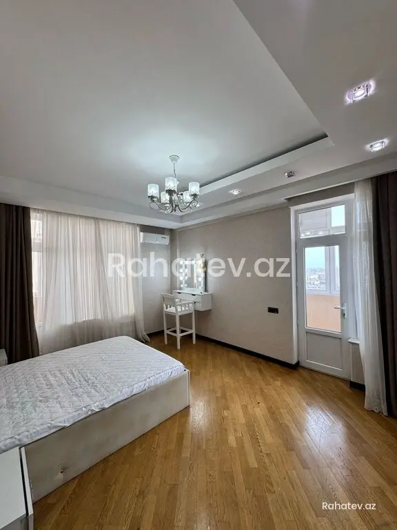 Satılır 3 otaqlı yeni tikili 115 m², 8-ci kilometr q.
