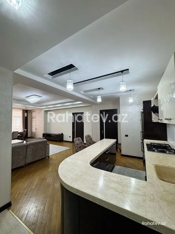 Satılır 3 otaqlı yeni tikili 115 m², 8-ci kilometr q.