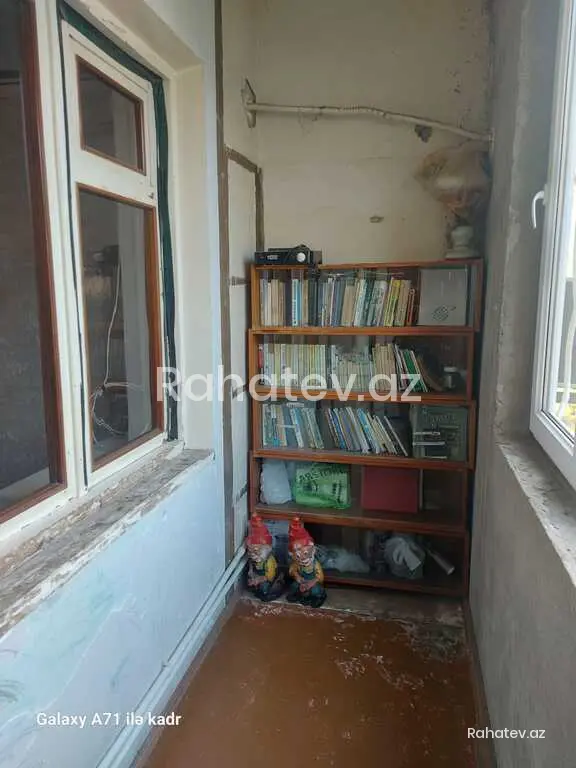 Satılır 3 otaqlı köhnə tikili 72 m², Həzi Aslanov q.