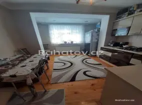 Satılır 2 otaqlı köhnə tikili 60 m², Bakıxanov q.