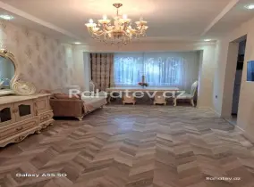 Satılır 2 otaqlı köhnə tikili 55 m², Memar Əcəmi m.