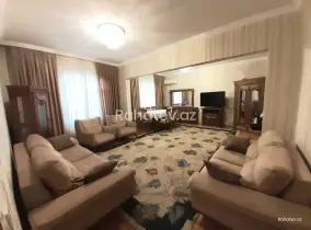 Satılır 5 otaqlı köhnə tikili 130 m², Azadlıq Prospekti m.