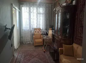 Satılır 2 otaqlı köhnə tikili 45 m², Memar Əcəmi m.