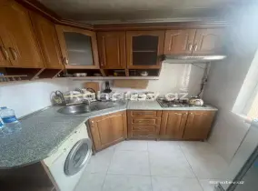 İcarəyə verilir 2 otaqlı köhnə tikili 62 m², Memar Əcəmi m.
