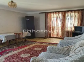 Satılır 2 otaqlı köhnə tikili 40 m², İnşaatçılar m.